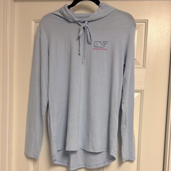 Vineyard Vines Tops - EUC Women’s Vineyard Vines Hooded Edgartown Shirt, Size Small